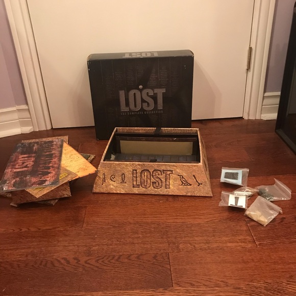 LOST: The Complete Collection - Picture 6 of 8